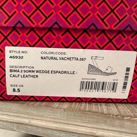 Tory Burch "Pre-Owned" Women's Bima Espadrille Ankle Leather
Sandals Size 8.5 - Picture 6 of 6